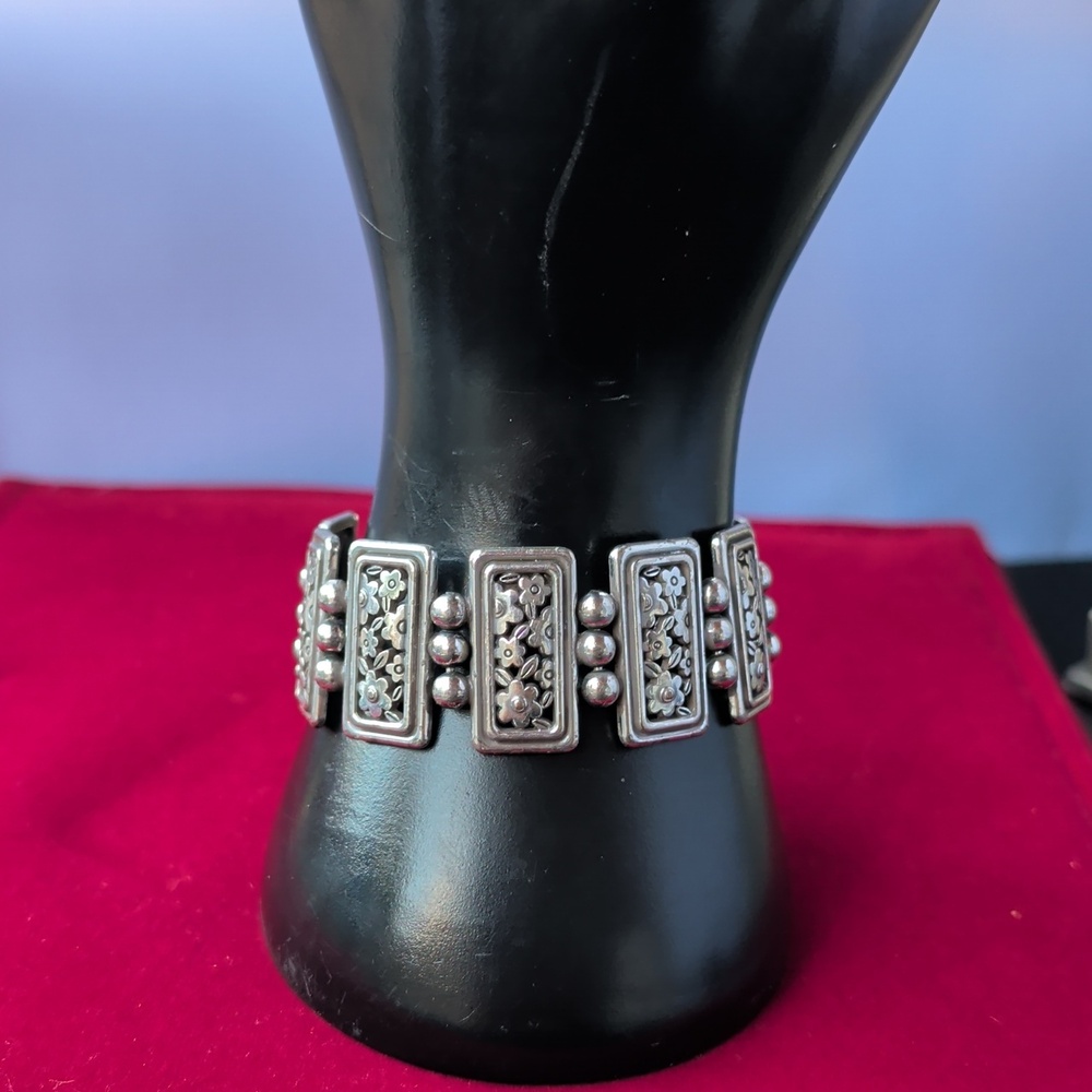 Brighton Silver Floral Rectangular Link Bracelet - image 5